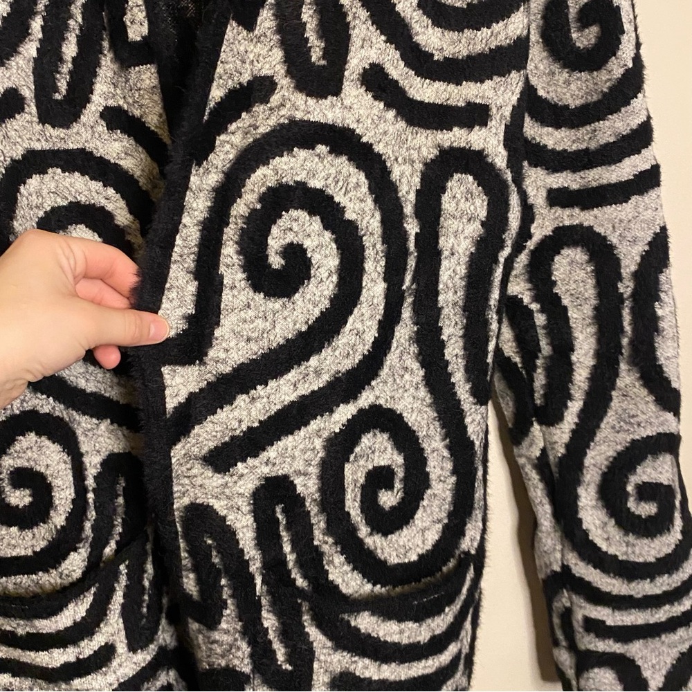 Joseph Ribkoff Abstract Long Cardigan - Picture 6 of 6